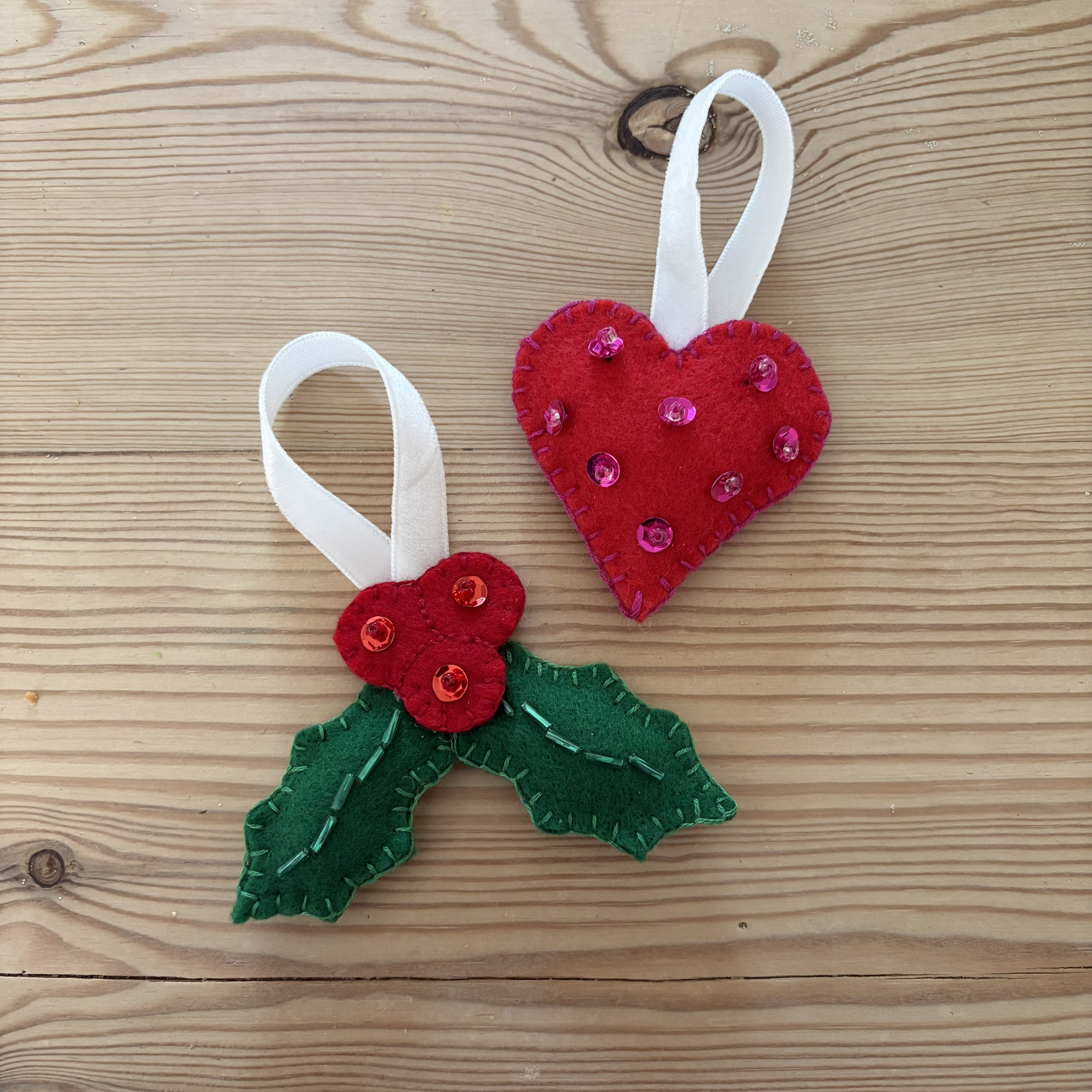 Felt decorations workshop: A Christmas Social with Stitching Peggy